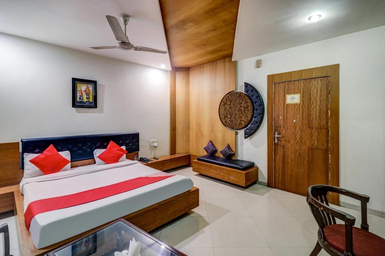 Oyo 61861 Hotel Dream Palace Durg المظهر الخارجي الصورة